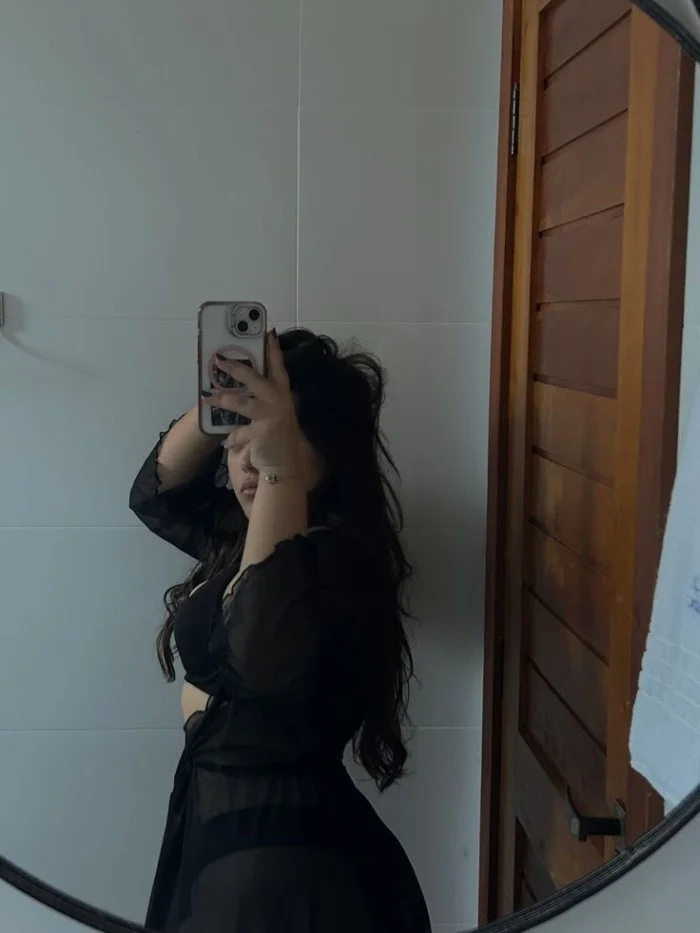 Escort latina curvy en Madrid