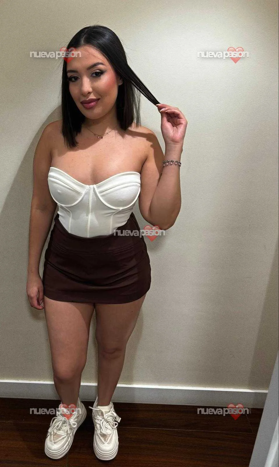 Escort latina curvy en Orense