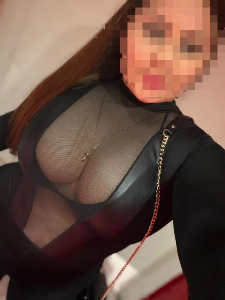 Escort latina curvy en Murcia