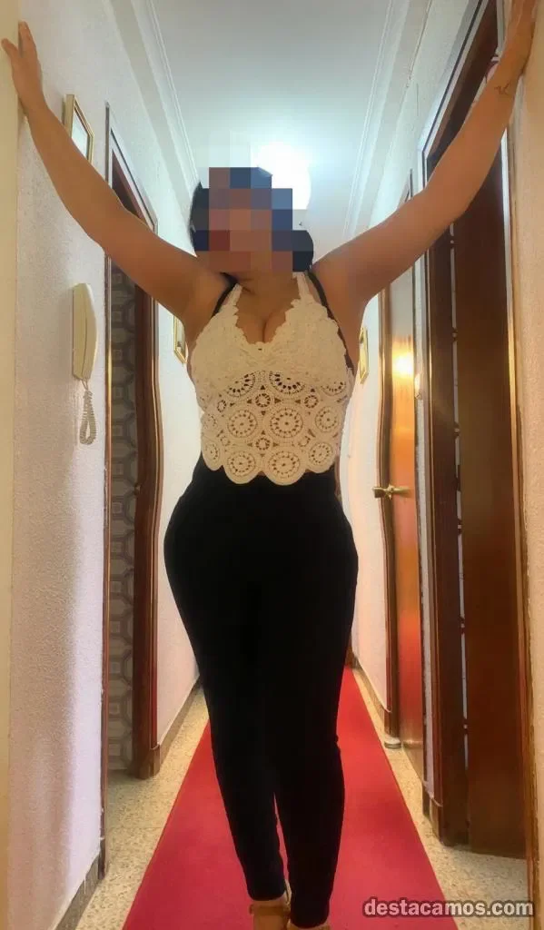 Escort latina curvy en Salamanca