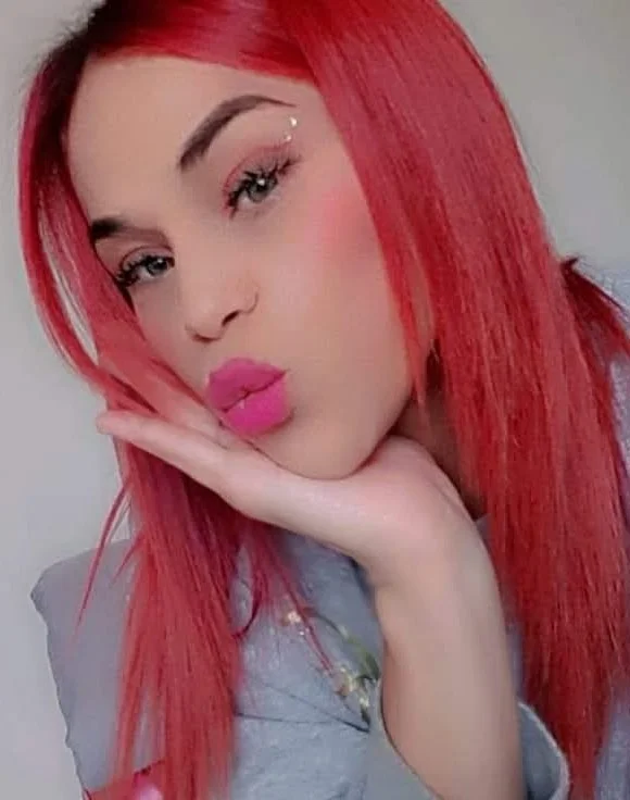 Escort blanca delgada en Manresa