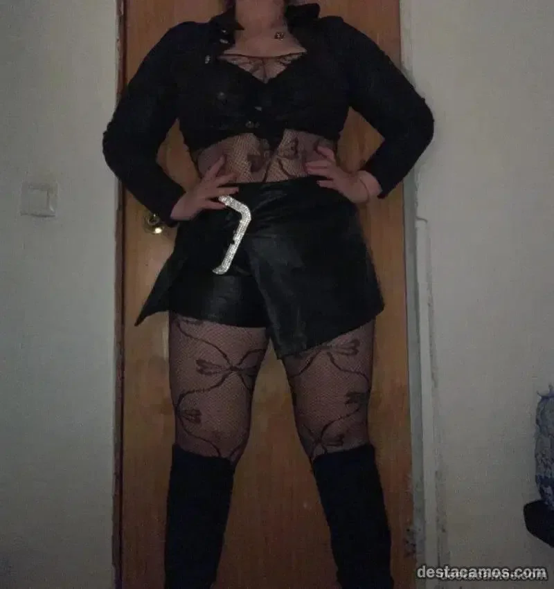 Escort latina curvy en Madrid