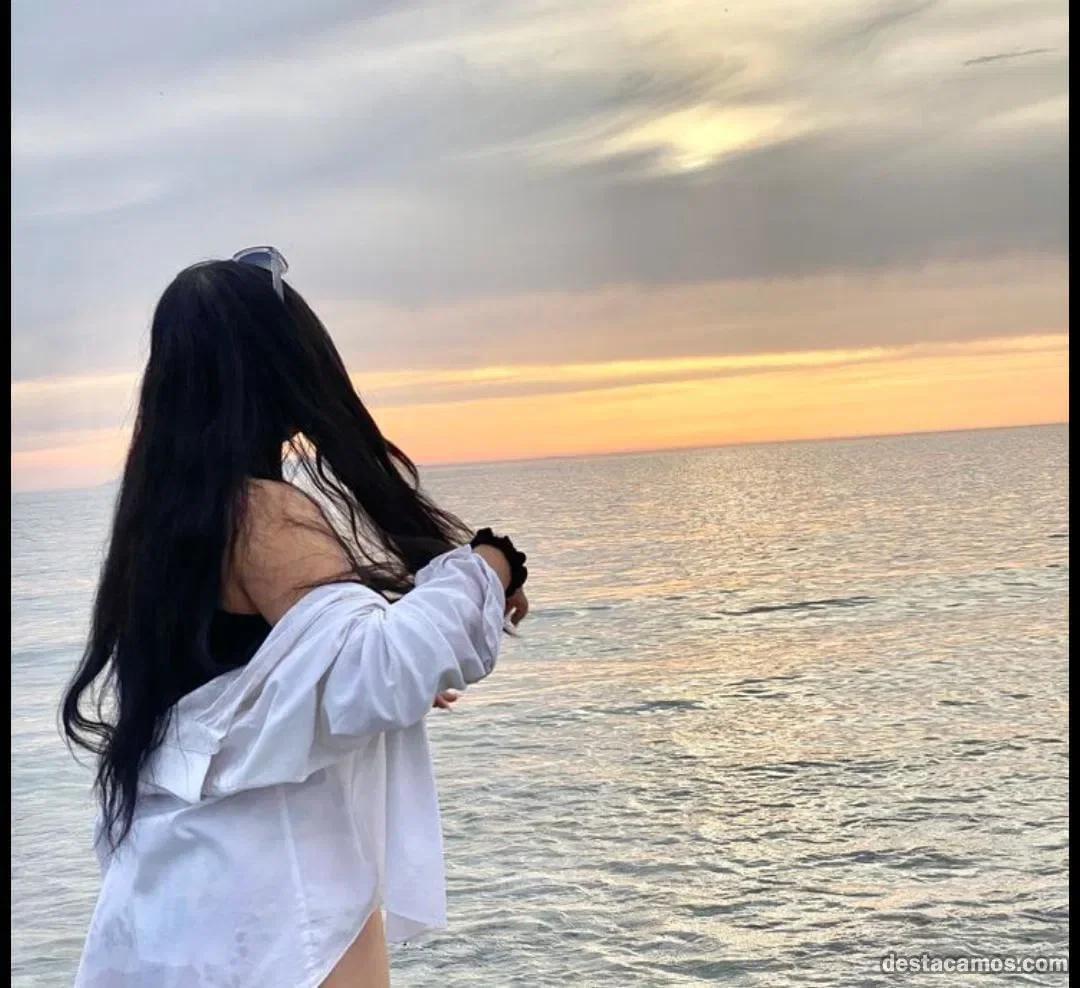 Escort latina delgada en Tarragona