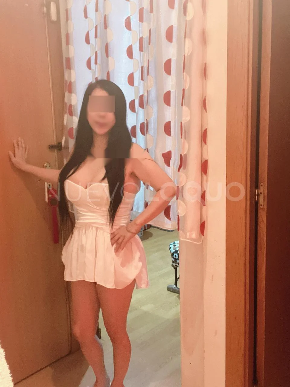 Escort asiática curvy en Barcelona