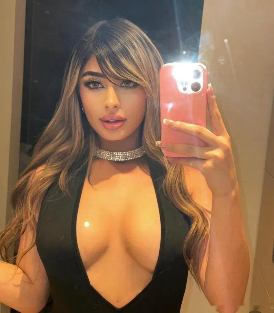 Escort latina curvy en Málaga