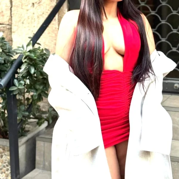 Escort latina curvy en Madrid