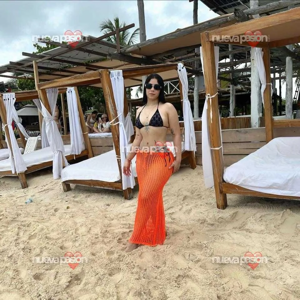Escort latina curvy en Madrid