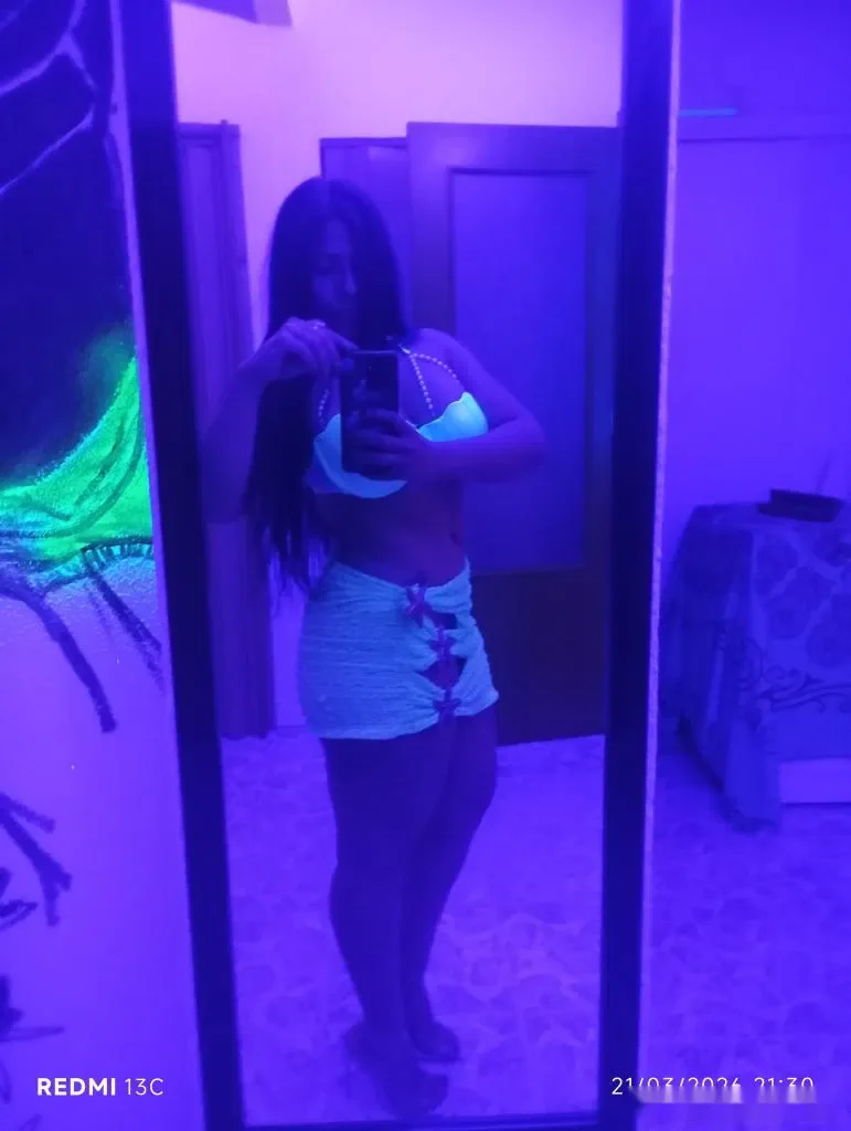 Escort latina curvy en Cádiz