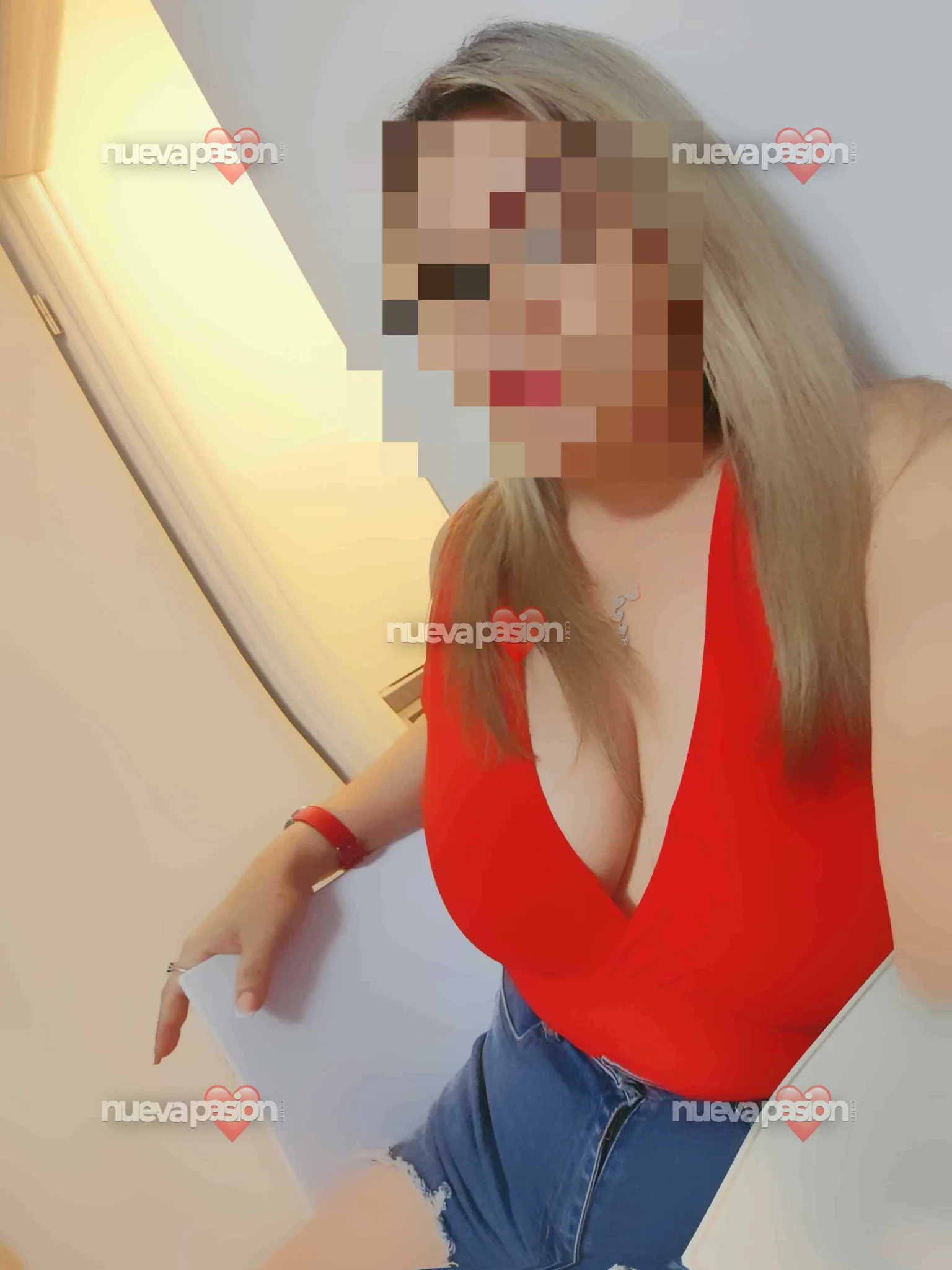 Escort blanca curvy en Tarragona