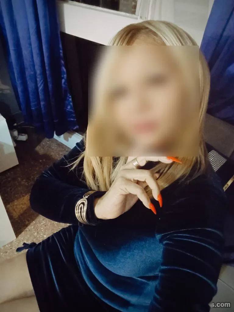 Escort blanca curvy en Granada