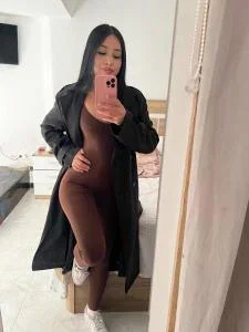 Escort latina curvy en Jaén