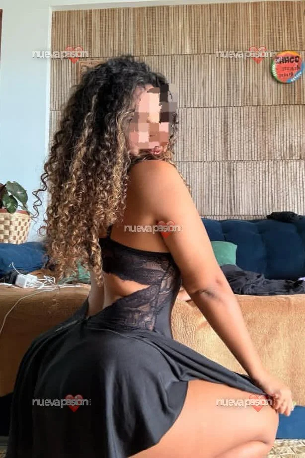Escort latina curvy en Málaga