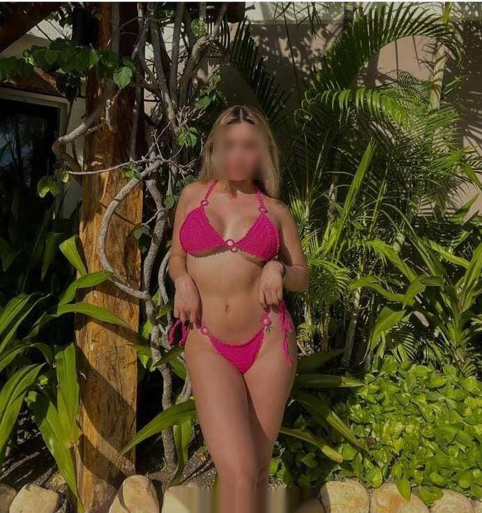 Escort latina curvy en Ejido