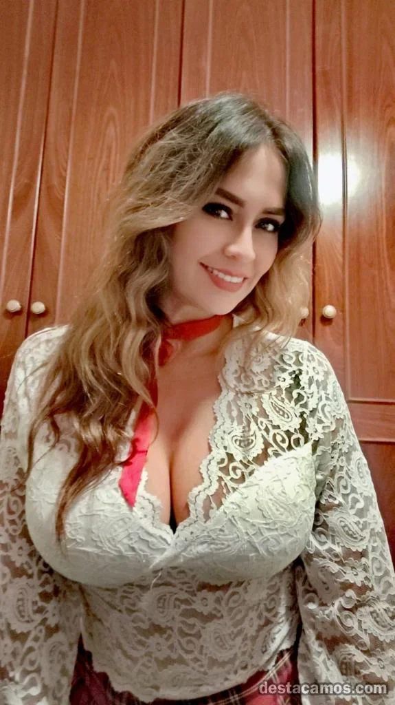 Escort latina curvy en Santa Cruz de Tenerife