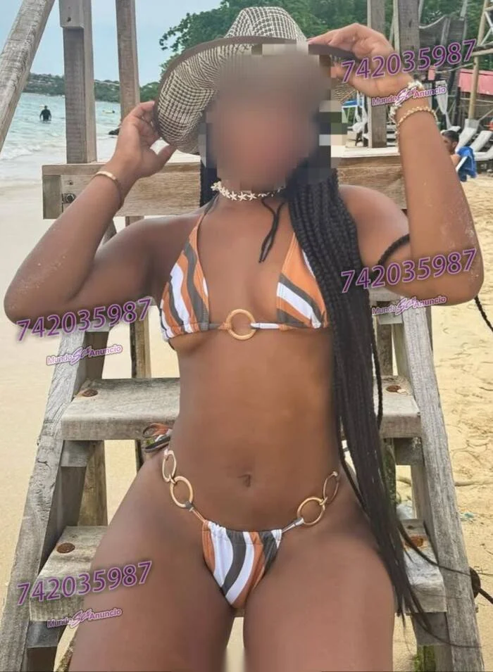 Escort latina curvy en Málaga