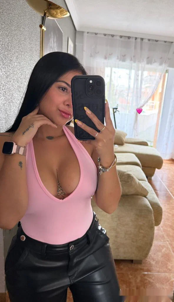Escort latina curvy en Zaragoza
