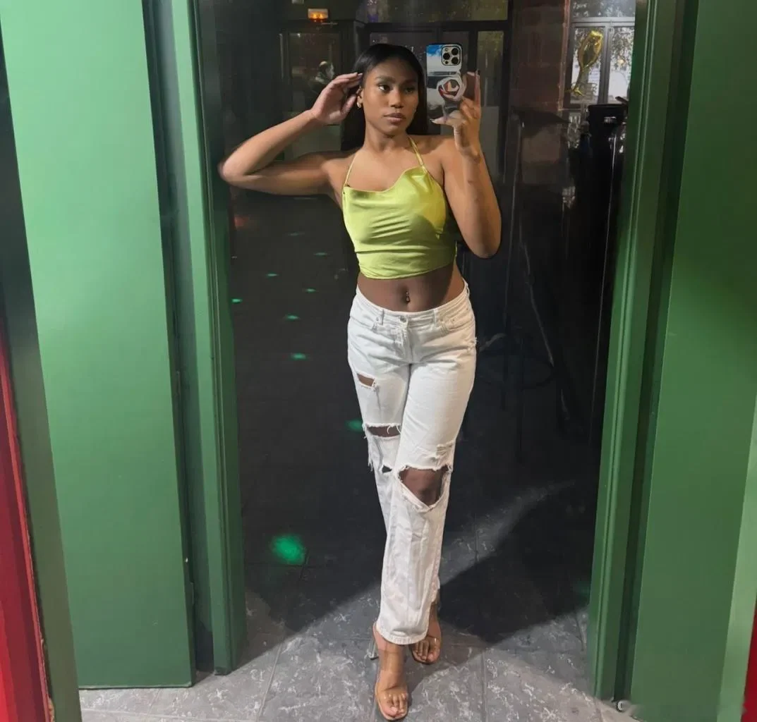 Escort latina curvy en Málaga
