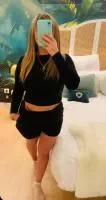 Escort blanca delgada en Oviedo