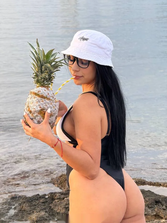 Escort latina curvy en Viladecans