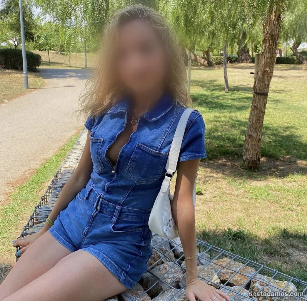 Escort blanca delgada en Murcia