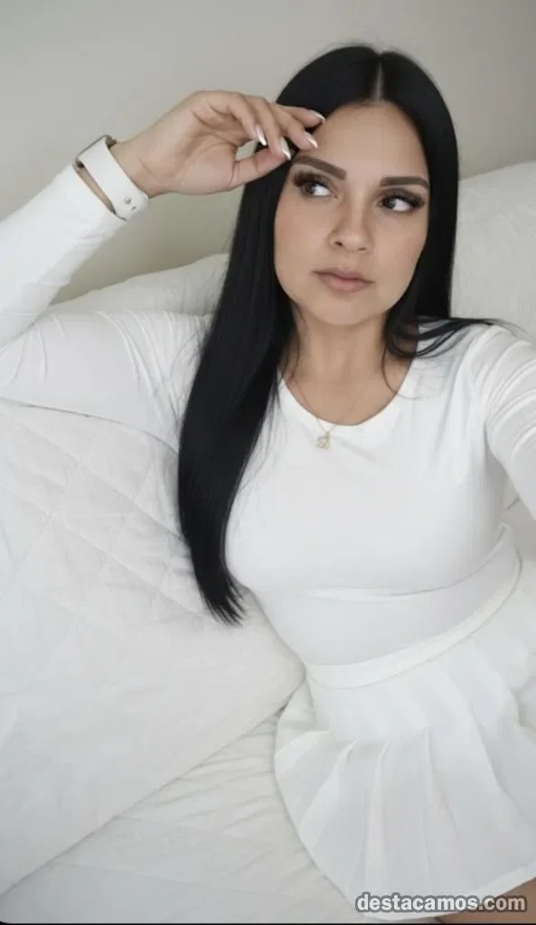 Escort latina curvy en Córdoba