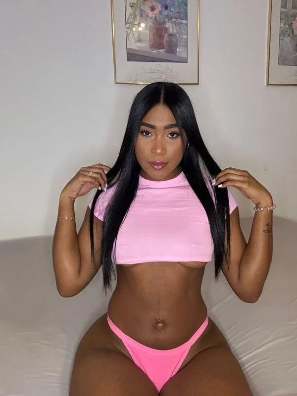 Escort mulata curvy en Fuengirola