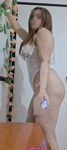 Escort latina curvy en Vich