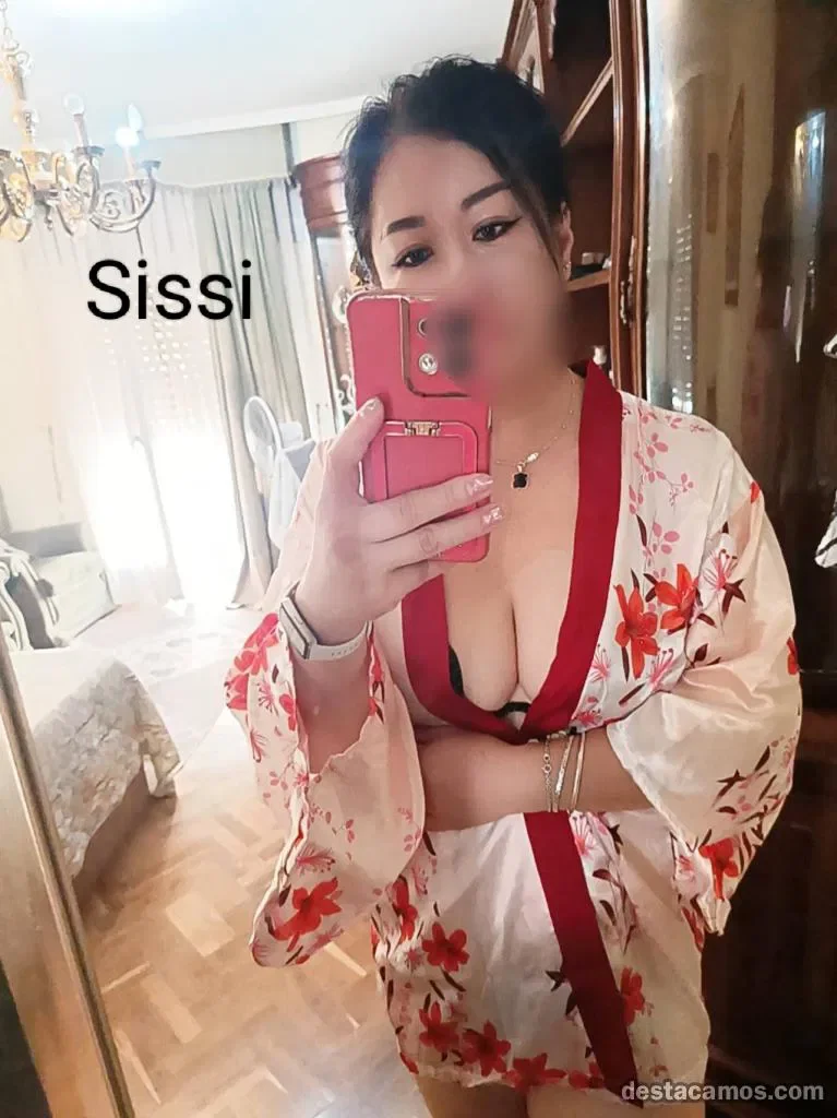 Escort asiática curvy en Salamanca