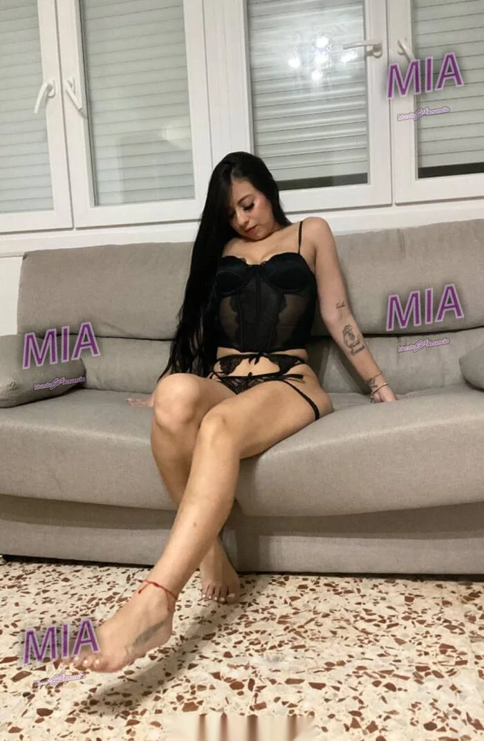 Escort latina curvy en Almería