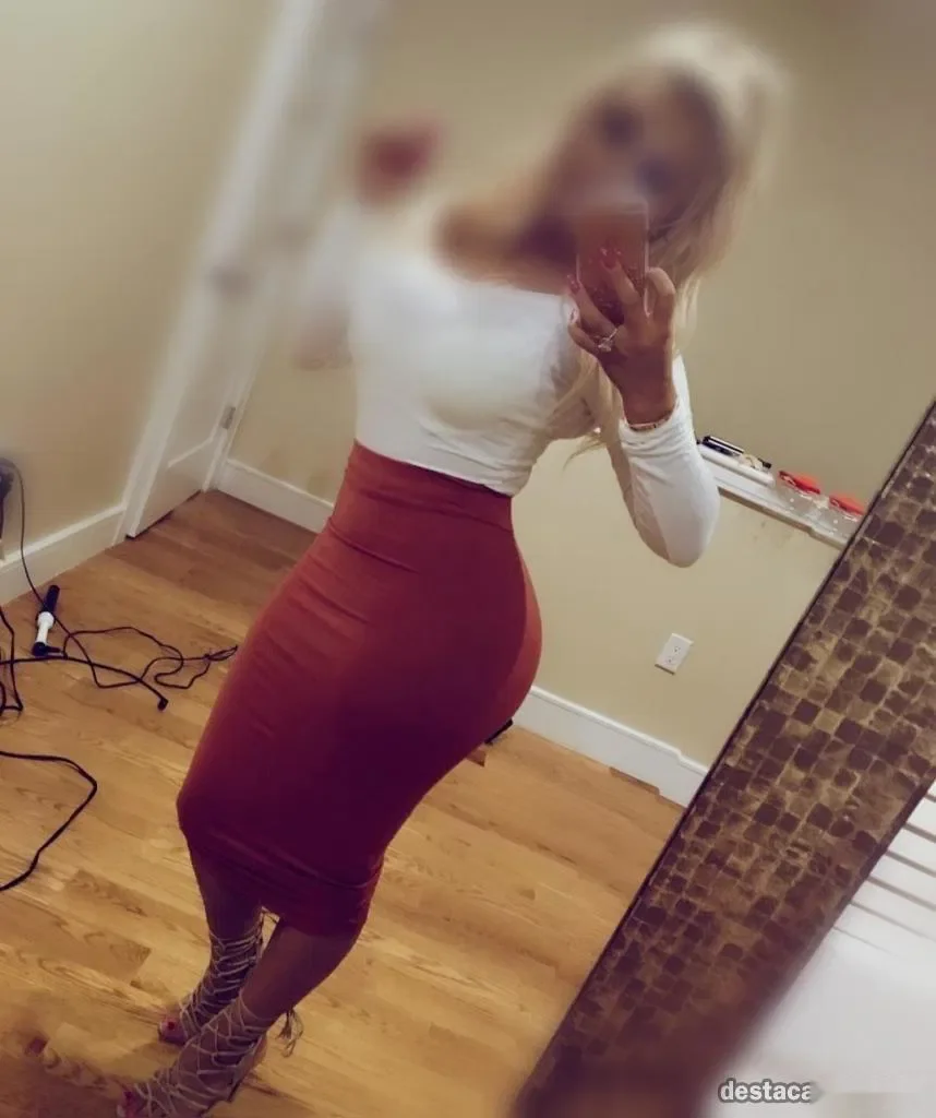 Escort blanca curvy en Badajoz