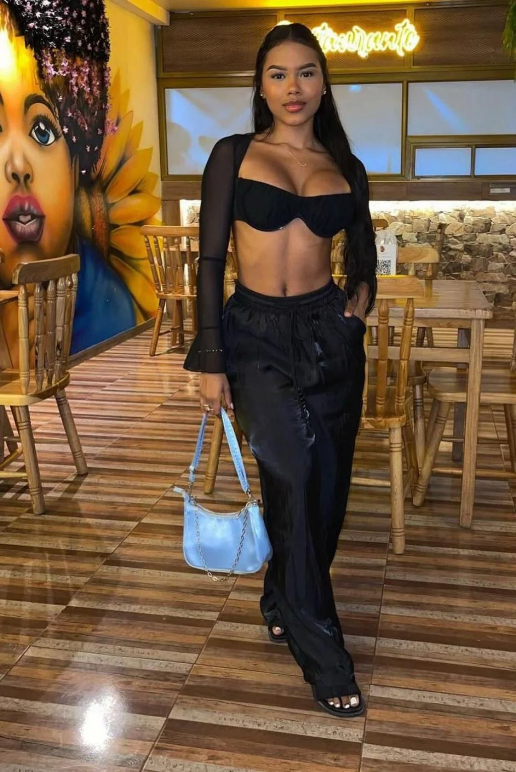 Escort latina curvy en Santander