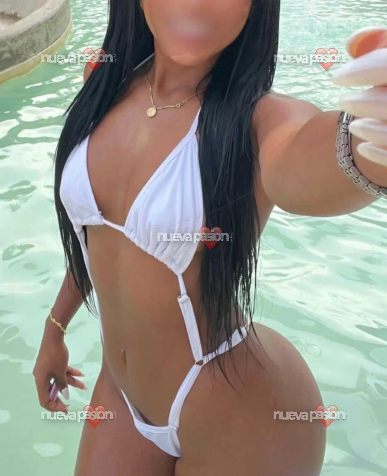 Escort latina curvy en Cádiz