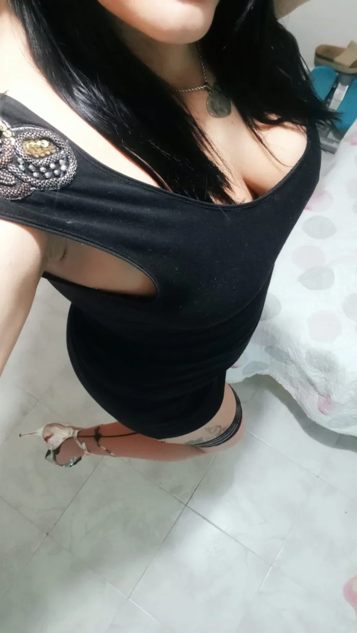 Escort latina curvy en Madrid