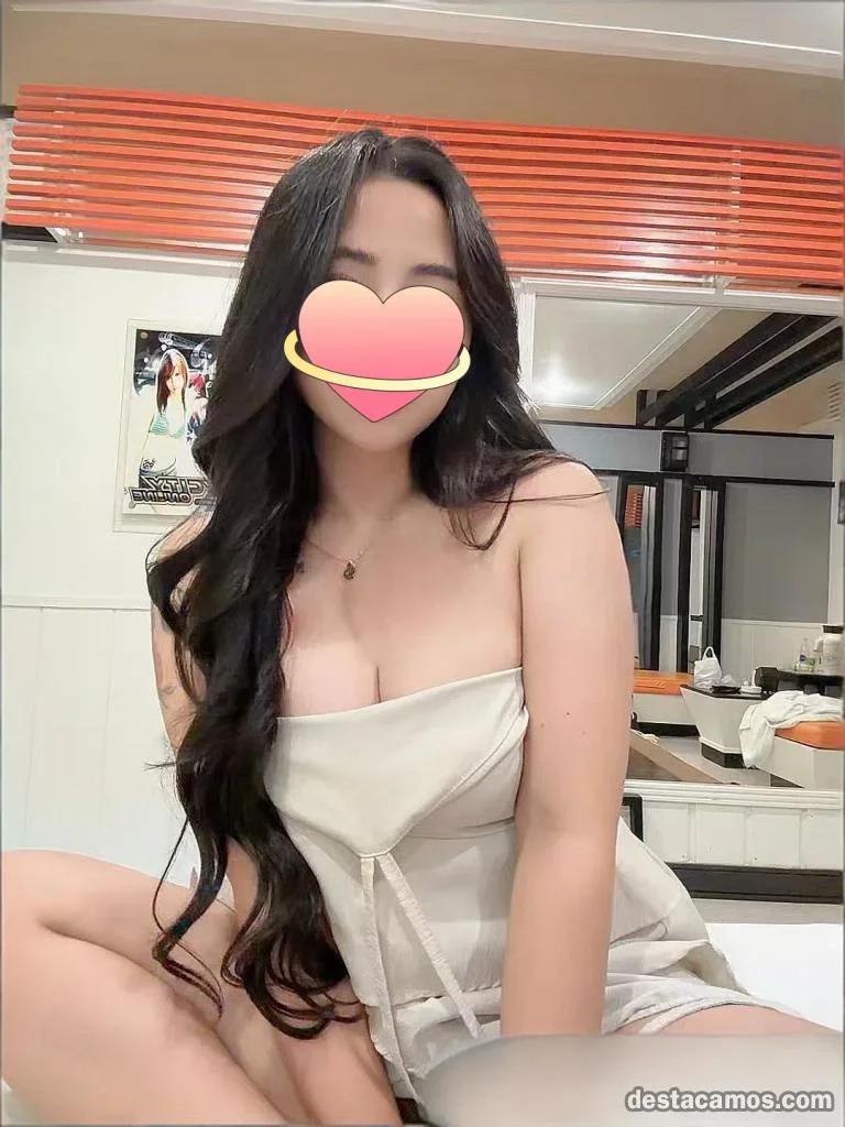 Escort latina curvy en Valencia