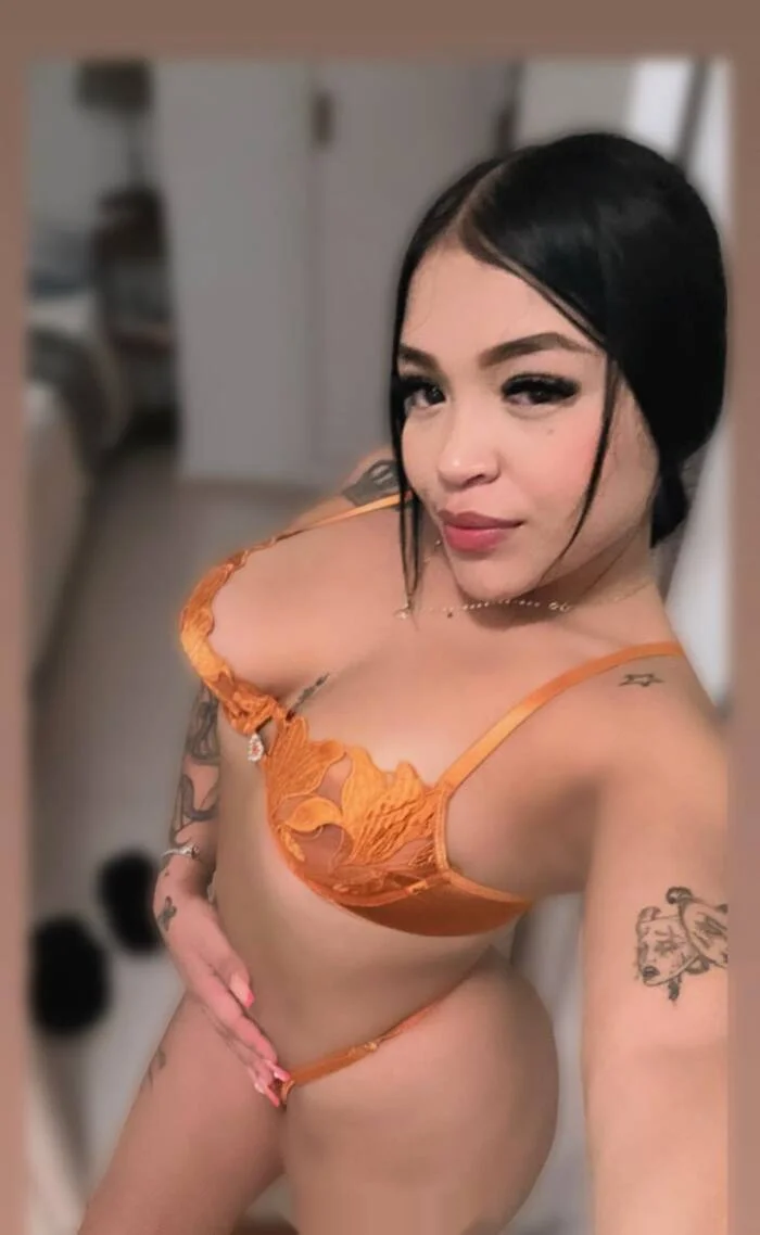 Escort latina curvy en Vinaròs