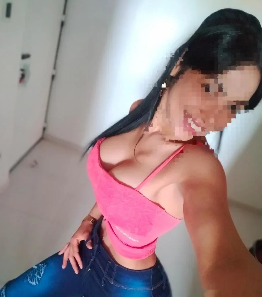 Escort latina curvy en Alicante