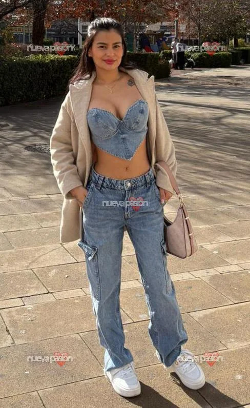 Escort latina curvy en Valencia