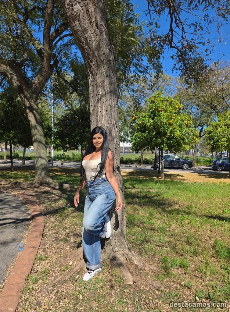 Escort latina curvy en Huelva