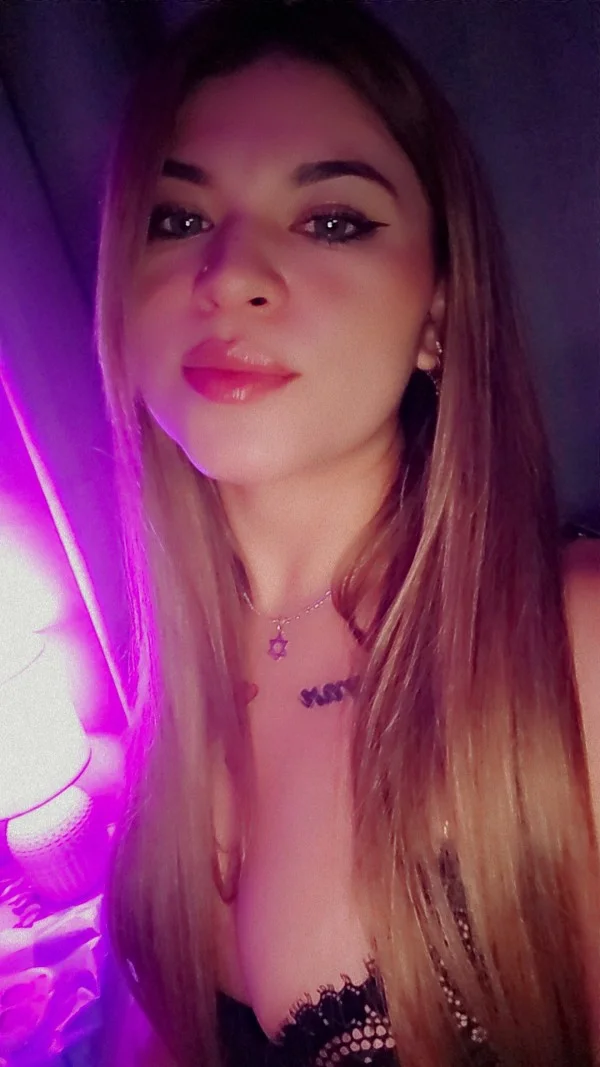 Escort latina curvy en Fuenlabrada