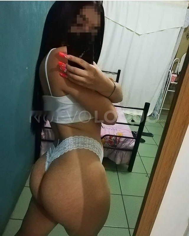 Escort latina curvy en Madrid