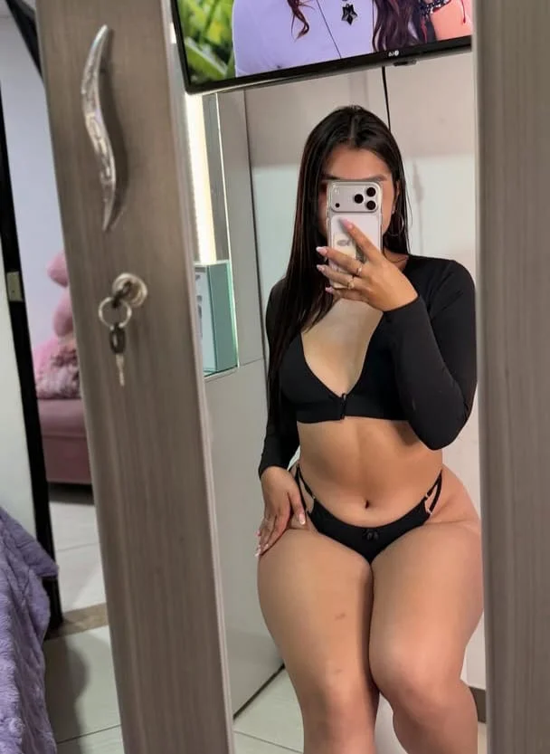 Escort latina curvy en Barcelona