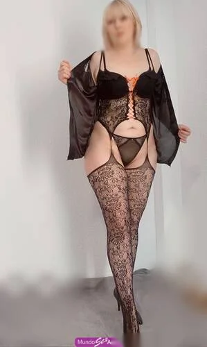 Escort blanca curvy en Reus