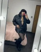 Escort latina curvy en San Sebastián