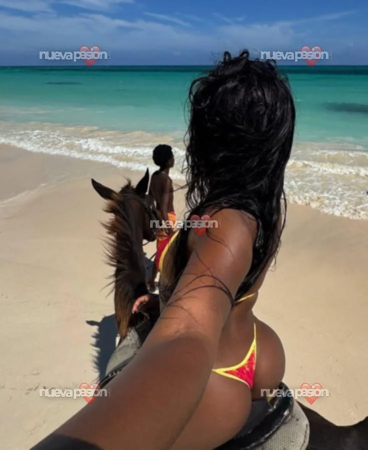 Escort mulata curvy en Santa Cruz de Tenerife
