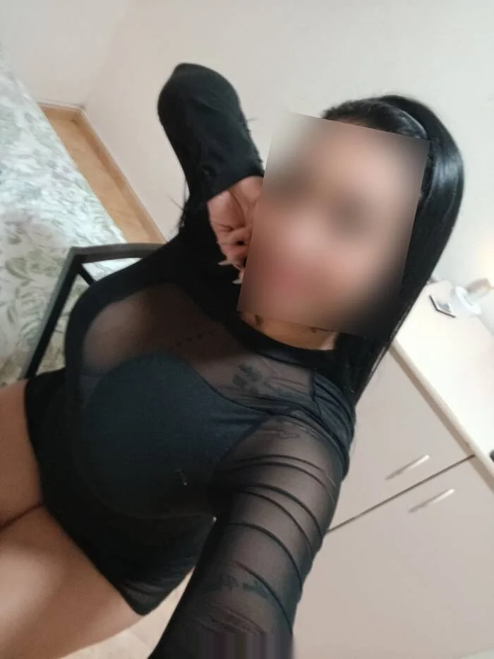 Escort latina curvy en Almería