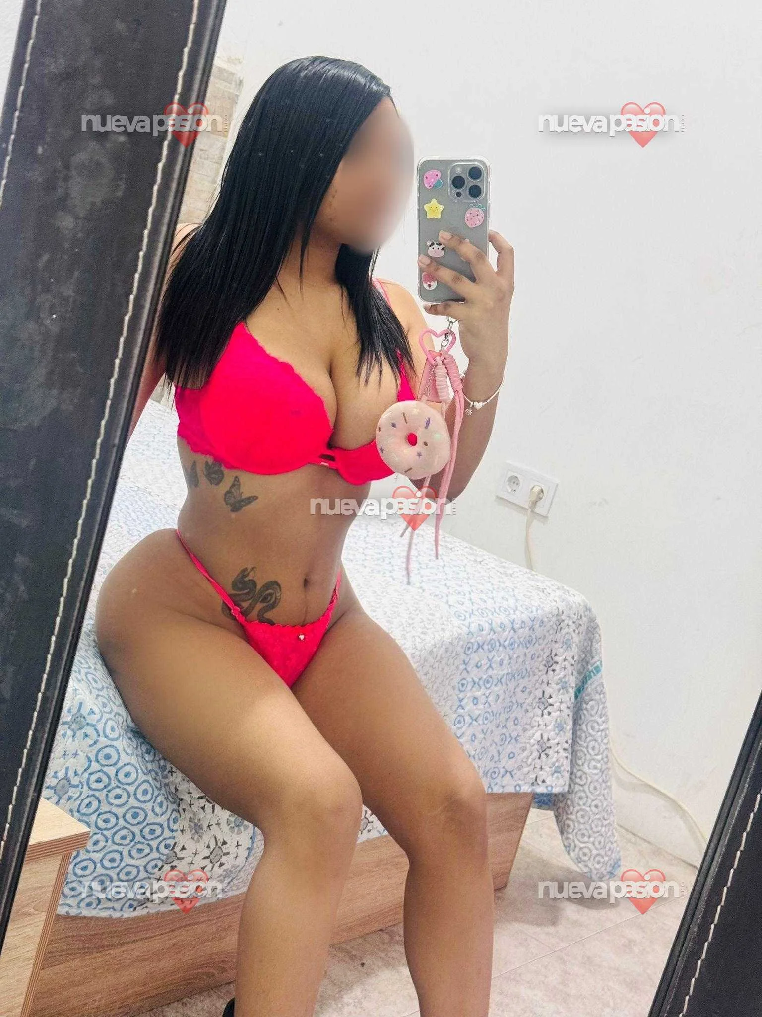 Escort latina curvy en Valencia