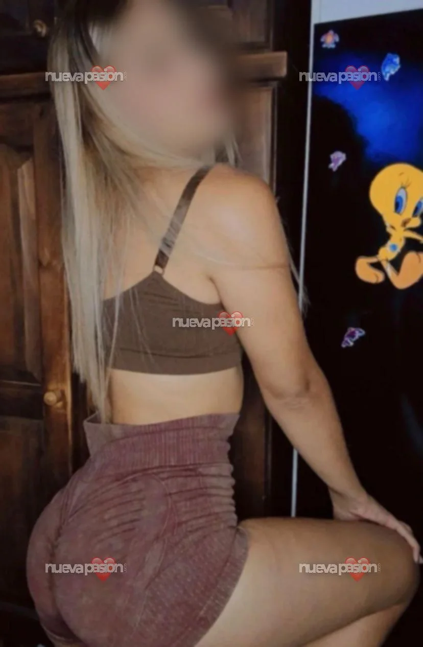 Escort latina curvy en La Coruña