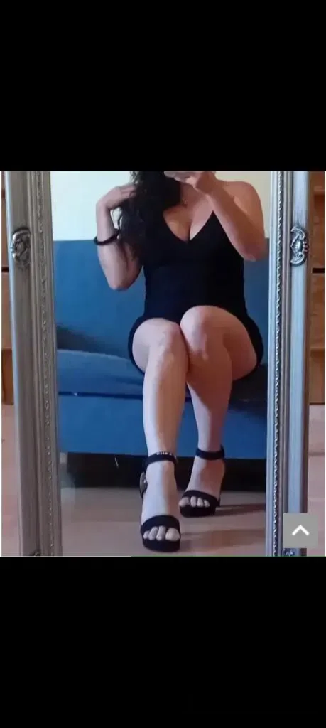 Escort latina curvy en Pontevedra