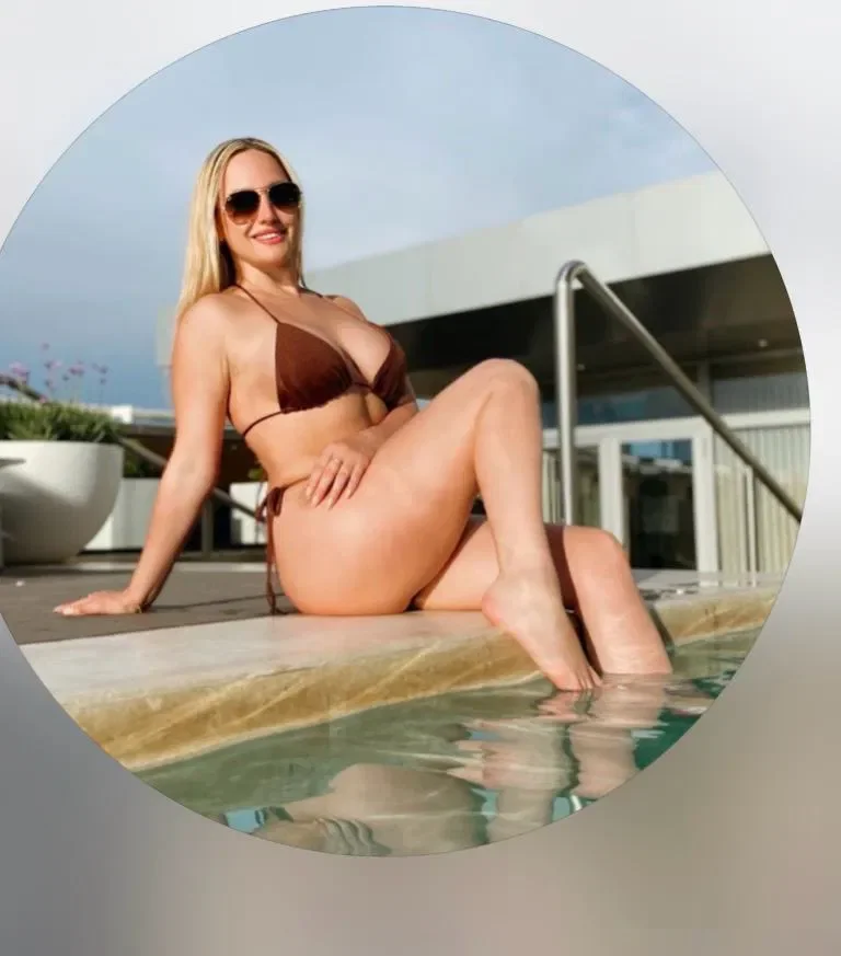 Escort blanca curvy en Granada