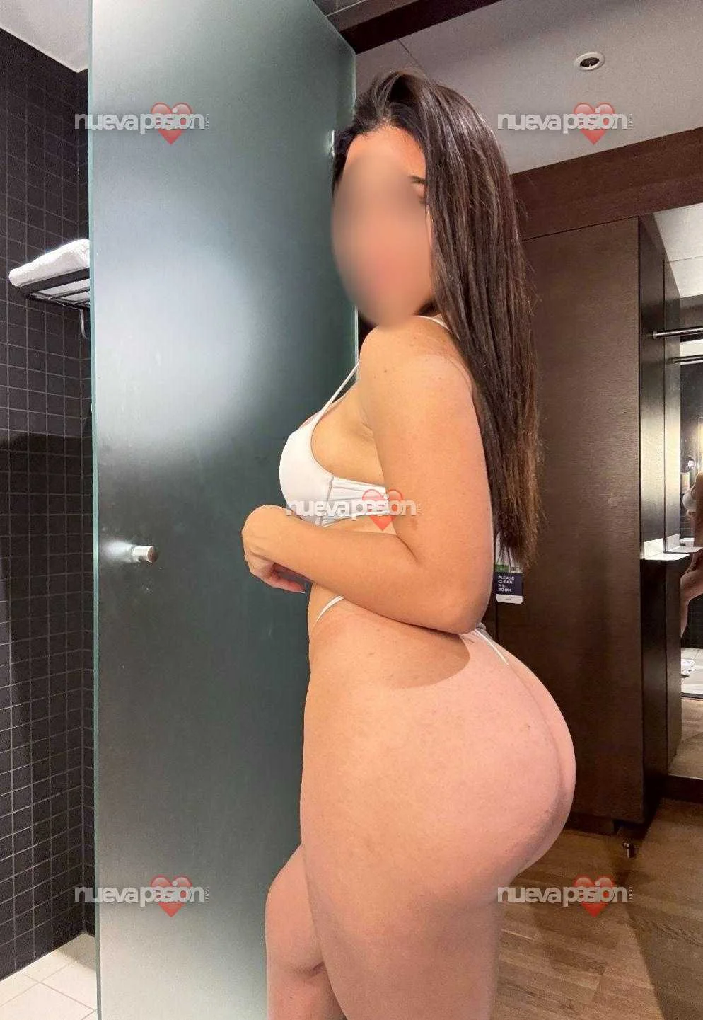 Escort latina curvy en Valencia